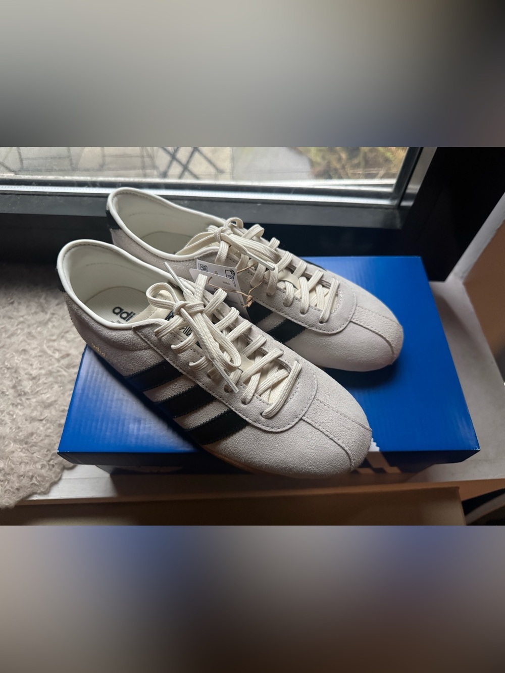 Adidas Tokyo W Sneakers – Women’s Size 8 – New with Tags
